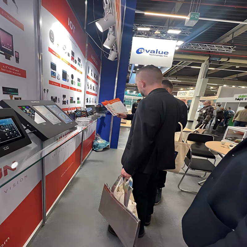 Exhibition Showcase: Compact TFT & AMOLED Displays